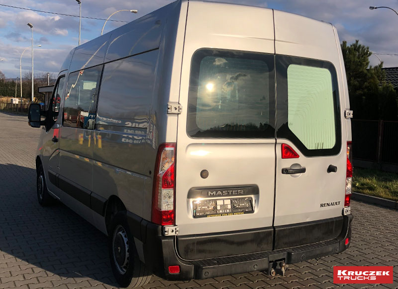 renault master sprzedaż busów